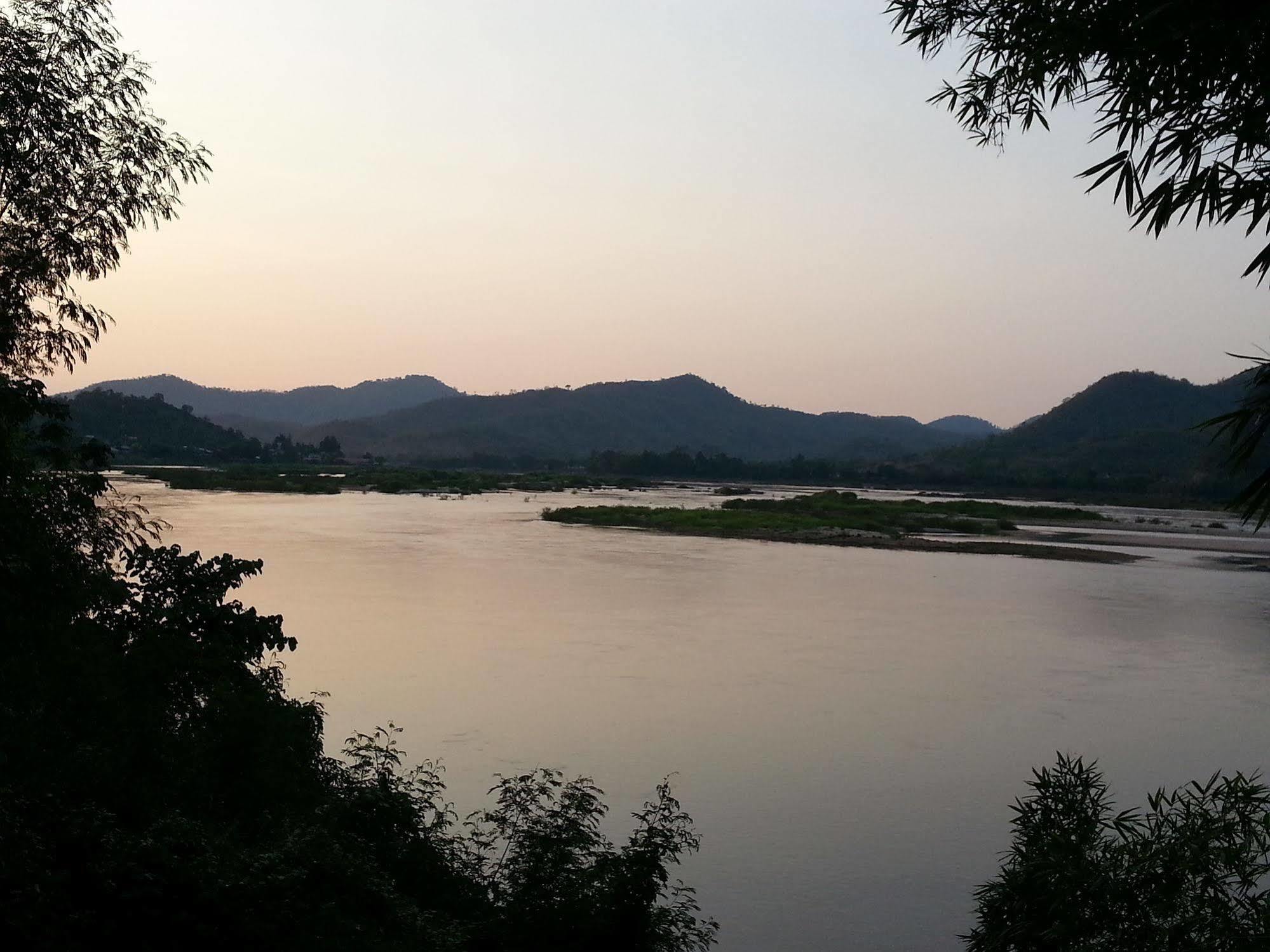 Rim Nam Kong Homestay Pak Chom Exterior photo